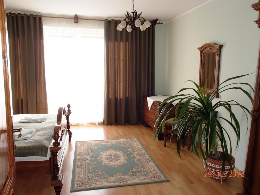 Pension Magnolia Trenčín Kamer foto